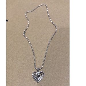 Brand new 18k white gold heart necklace